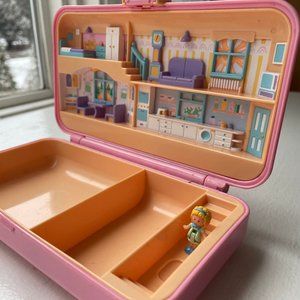 Bluebird Vintage Polly Pocket 1990 Pretty Hair Compact & 1 Doll